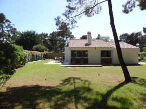 Maison rénovée 8-10 pers avec jardin clos, proche plage et forêt, WiFi, stationnement inclus - FR-1-323-375